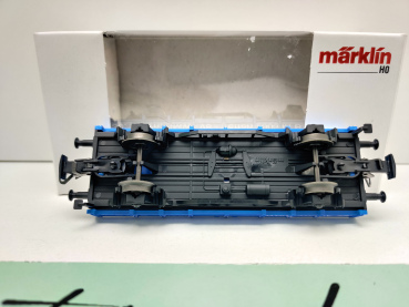 Märklin H0 AC 4423 Niederbord-Set "30.Int.BMW V8 Treffen" + Herpa BMW502 / OVP weiß