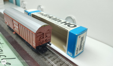 Märklin H0 4460 Gedeckter Güterwagen 4-Achser Braun DB Blaue OVP