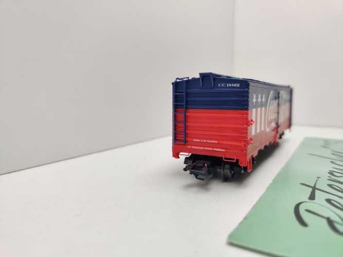 Märklin H0 AC 45686-01 US Kühlwagen "Coca Cola®" R-40-14 / NEM / Privat