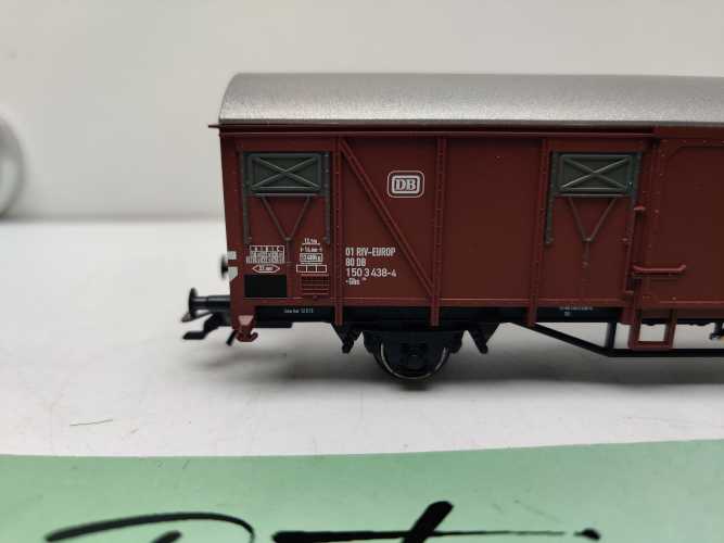 Märklin H0 47329 gedeckter Güterwagen 438-4 Gbs 254 / NEM / DB / OVP