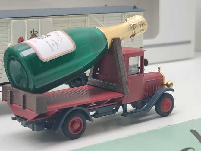 Märklin H0 AC 48002 Museumswagen-Set'02 "Sektkellerei Kessler" / NEM / DRG / OVP weiß