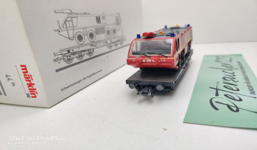Märklin H0 AC 48667 Schwerlastwagen mit Flugfeldfeuerwehr / NEM / DB / OVP weiß