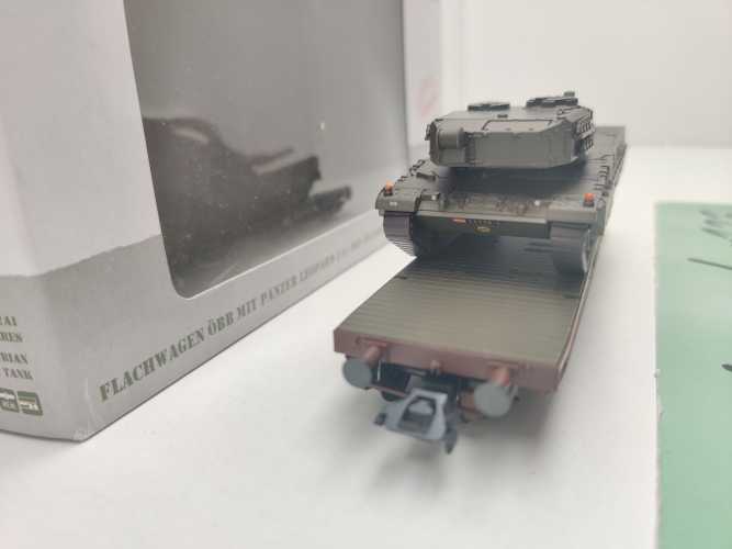 Märklin H0 48683 4MFOR Panzertransport "Leopard 2A1" Samm / NEM / ÖBB / OVP