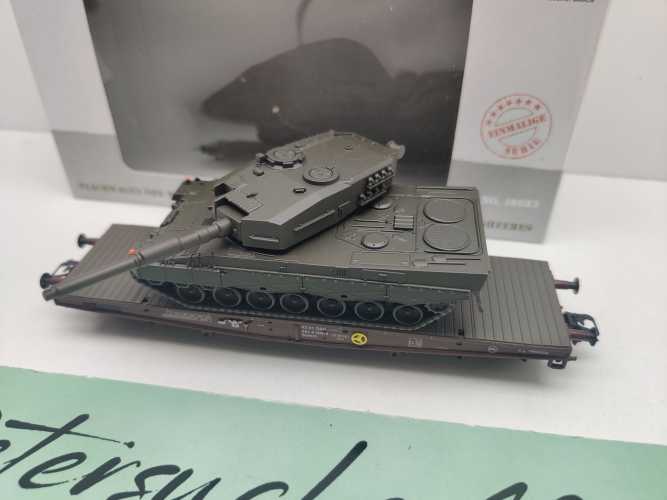 Märklin H0 48683 4MFOR Panzertransport "Leopard 2A1" Samm / NEM / ÖBB / OVP
