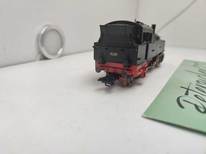Märklin H0 AC BR75 057 / 2865 Dampflok / Analog