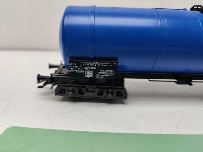 Märklin H0 AC 785 7 147-7 / 4-Achser Kesselwagen /  Blau / NEM / SBB