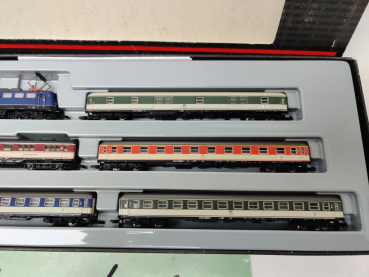 Märklin Z DC 81435  Schnellzugpackung „Olympia-Zug D 611“ von 1972/ DB / Analog / OVP
