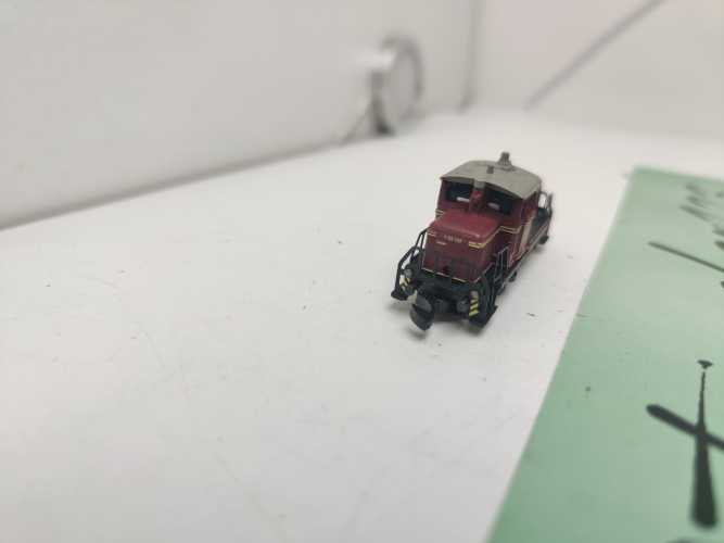 Mini Club / Märklin Z DC 81564 / V60 Diesellok / Analog / Rot