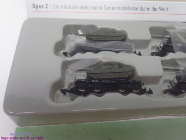 Mini Club Z DC 82228 / Schwerlasttransportwagen-Set / vierteiliges Güterwagen-Set / Bundeswehr-Militärtransport / DB / OVP