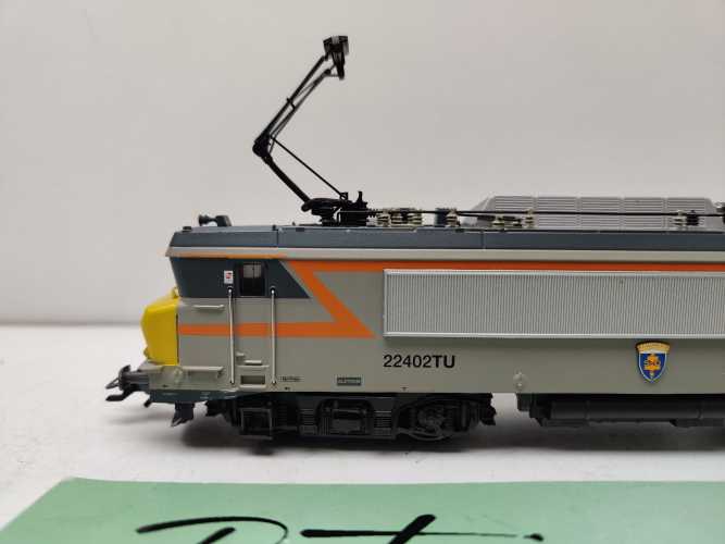 Märklin H0 AC 83320 / Elektrolokomotive der Serie BB 22200 / SNCF / Umbau auf Mfx