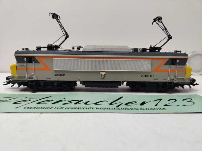 Märklin H0 AC 83320 / Elektrolokomotive der Serie BB 22200 / SNCF / Umbau auf Mfx