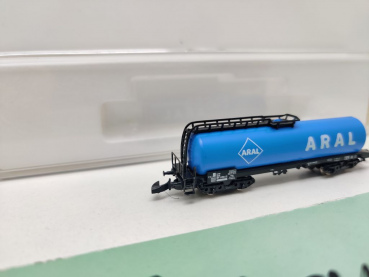 Märklin Z DC 8627 Mineralöl-Kesselwagen blau "ARAL" [P] / DB / OVP