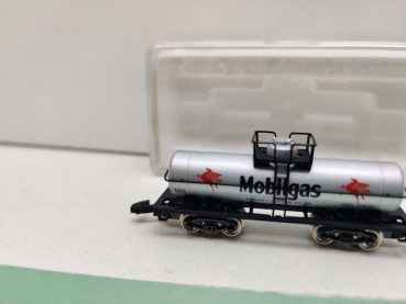 Märklin Z DC 8684 US-Kesselwagen "Mobilgas" 4achser / M.V.X. / OVP