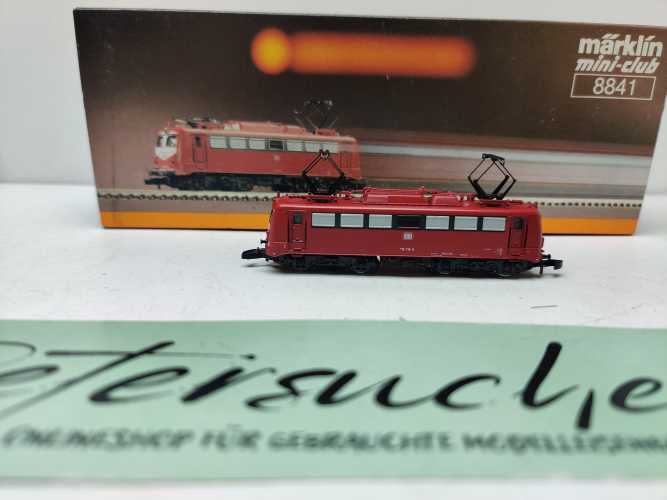 MÄRKLIN Z DC 8841 / Elektrolokomotive / BR 110 216-9 / DB / Rot  / Analog / OVP
