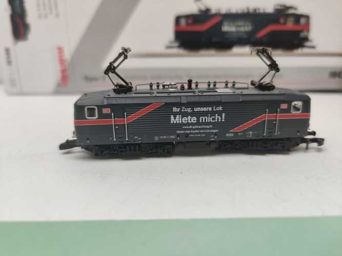 Märklin Mini Club Z DC 88430 / Elektrolokomotive der Baureihe / BR 143 / exklusive Messelokomotive / Analog / OVP