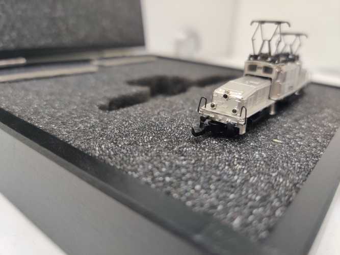 MÄRKLIN Z DC 88569 / Elektrolokomotive Serie Ce 6/8 III "Krokodil" / SBB Sondermodell / Analog / OVP