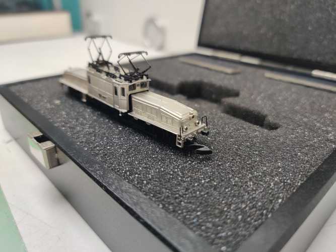 MÄRKLIN Z DC 88569 / Elektrolokomotive Serie Ce 6/8 III "Krokodil" / SBB Sondermodell / Analog / OVP