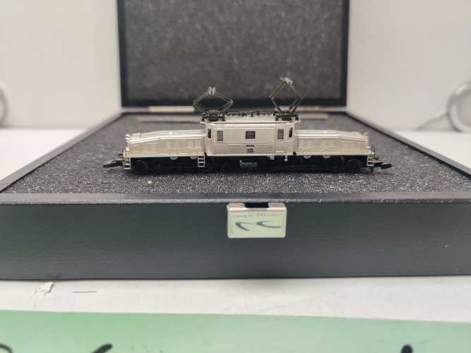 MÄRKLIN Z DC 88569 / Elektrolokomotive Serie Ce 6/8 III "Krokodil" / SBB Sondermodell / Analog / OVP