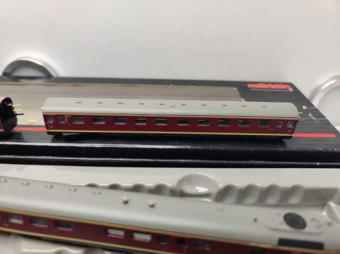 Märklin Z DC / 88720 / dreiteiligen Dieseltriebwagenzug / BR VT 08.5 / DB / Analog / OVP