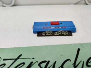 Märklin DC Z 8946 / Signalhandschalter / manuelles Schaltpult zur analogen Steuerung / Signalen / Streckenabschnitten