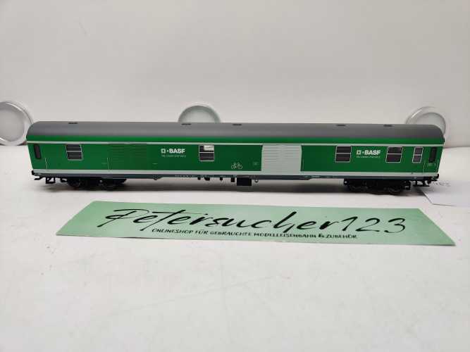 Märklin H0 AC 94483 /  grünen Gepäckwagen der Bauart DDuu 498.1 / DB / NEM