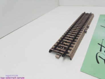 MÄRKLIN H0 AC 1 x 5105 gerades Kontaktgleis M-Gleis / 180 mm = 1/1