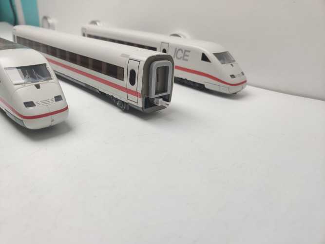 Märklin H0 AC BR402 013-7  / ICE 2 / DB AG / Fx / Starterset / 3-Teilig
