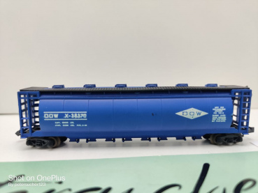 Minitrix N DC 51 3121 00 US Tankwagen "Dow" Center flow tank car / DOWX