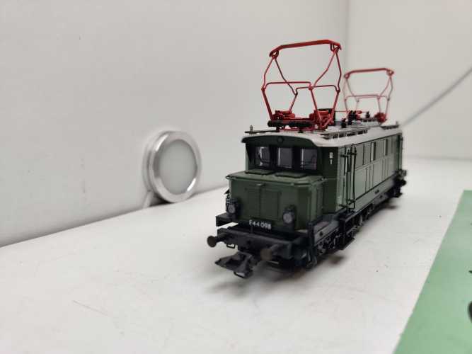 MÄRKLIN H0 AC 37440 / Elektrolokomotive / BR E 44 098) / DB / Ep.III / Fx / Sound