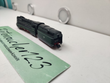 Roco N DC 02103 A / BR03 1050 Dampflok Schlepptender / DRG / Schwarz / Analog