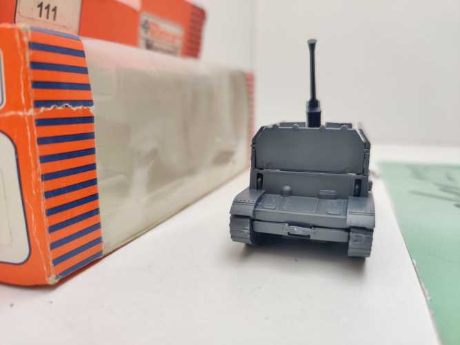 Roco Minitanks H0 111 Flak Panzer Pz4 EDW / 1:87 / OVP rot