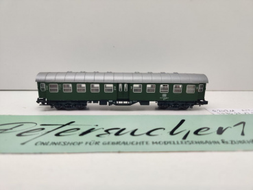 Roco N DC 24211 Eilzugwagen 2.Kl 'Umbauwagen' / Byg516 / DB