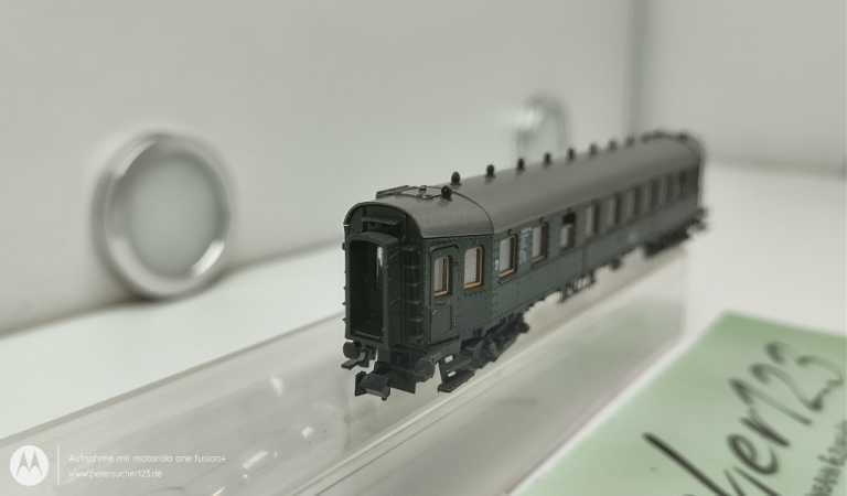 Roco N DC  24213  Schnellzugwagen / 2.Kl. / Hecht / Grün / DB / OVP