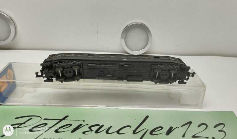 Roco N DC  24213  Schnellzugwagen / 2.Kl. / Hecht / Grün / DB / OVP