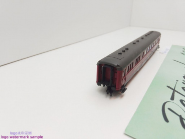 Roco N DC 24238 Schnellzug-Speisewagen 'Schürzenwagen' / WRüg152 / DSG