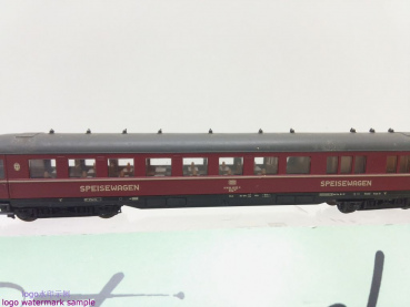Roco N DC 24238 Schnellzug-Speisewagen 'Schürzenwagen' / WRüg152 / DSG