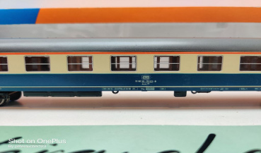 Roco H0 AC 4257A Reisezug-/Schnellzugwagen 1.Kl / Aüm 203 / NEM / DB / EVP