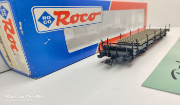 Roco H0 DC 46490 Flachwagen mit Ladung Schienenprofile / Ss 15 / DB / OVP