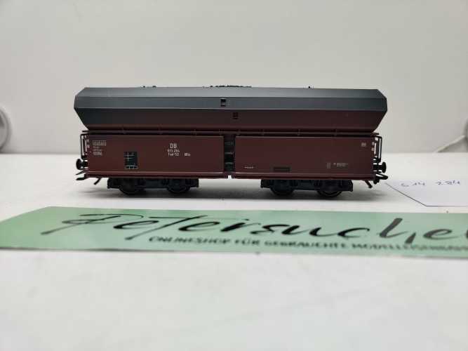 Roco H0 AC 614 284 / vierachsiger Großraum-Selbstentladewagen / NEM / DB / Ladegut Kohle