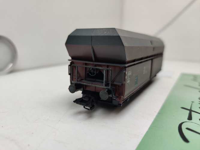 Roco H0 AC 614 782 / vierachsiger Großraum-Selbstentladewagen / NEM / DB / Ladegut Kohle