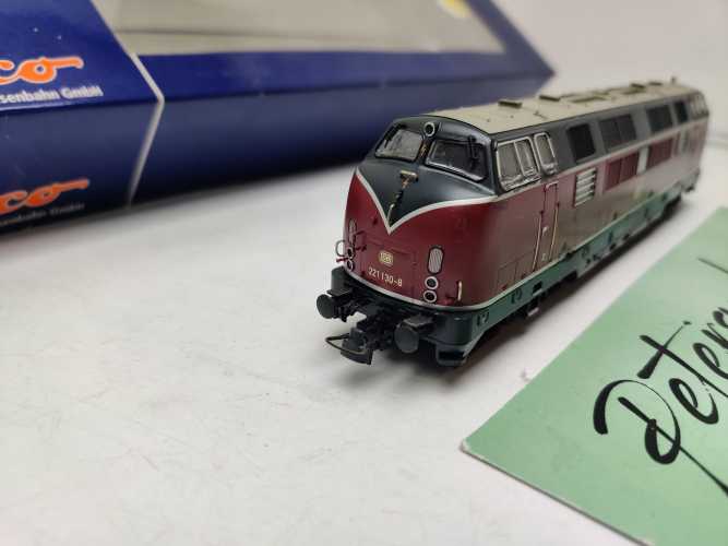 Roco H0 DC 62840 / Diesellokomotive der Baureihe 221 / DB / Digital / OVP