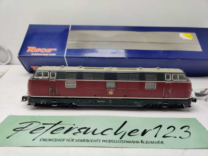 Roco H0 DC 62840 / Diesellokomotive der Baureihe 221 / DB / Digital / OVP