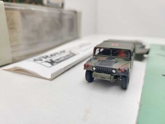 Roco Minitanks H0 815 HMMWV M1038 W/W Fracht-/Mannschaftstransporter / 1:87 / OVP