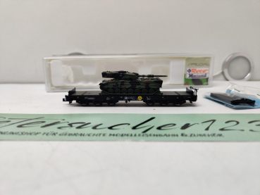 Roco N DC 932 / 6-achziger Schwerlastwagen mit Militärbeladung / OVP