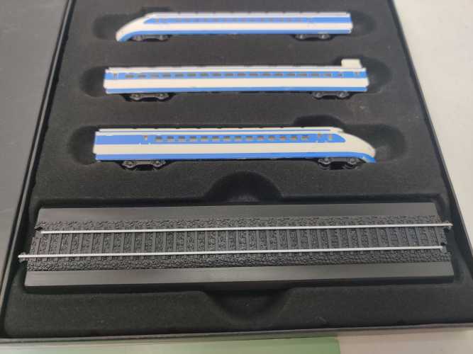 Altas Z Minitrans 3 Teiliger Triebzug Blau Standmodell / OVP