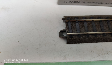 Trix H0 1 x gerades Gleis 62064 / 64,3mm / OVP