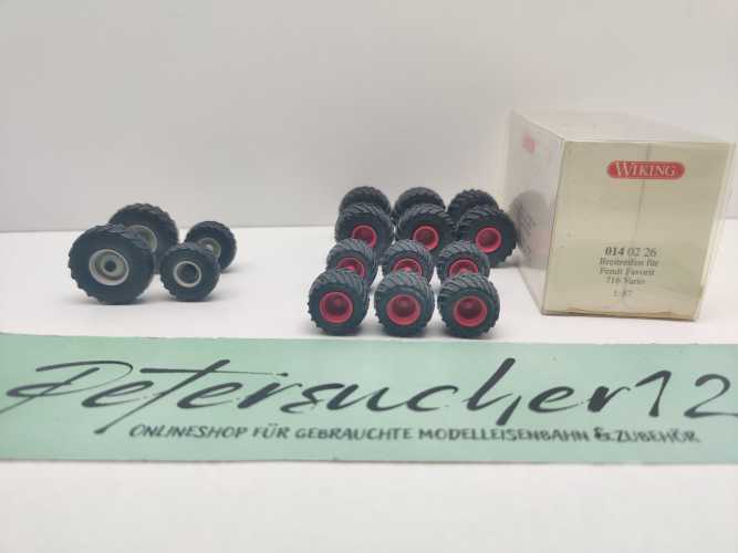 Wiking H0 014 02 26 Breitreifen Fendt Favorit 716 Vario 3x rot 1x grau / 1:87 / OVP