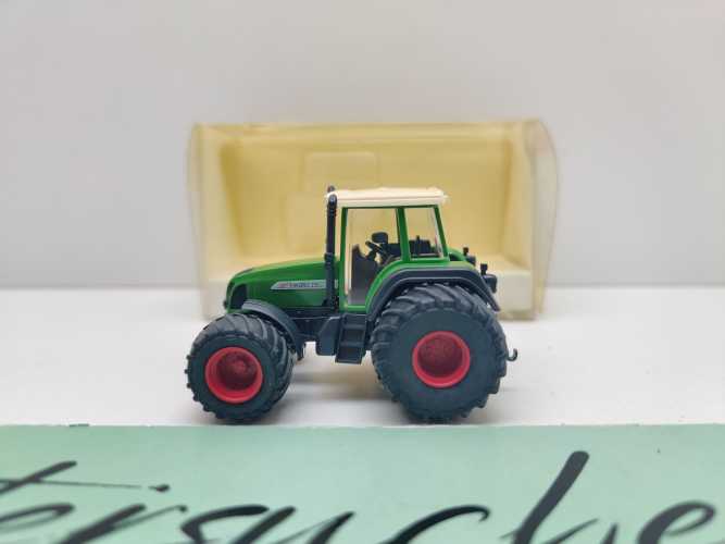 Wiking H0 377 40 31 Landw. Schlepper "Fendt Traktor 711 Vario" / 1:87 / OVP