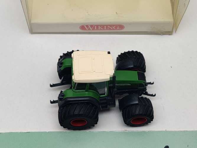 Wiking H0 377 40 31 Landw. Schlepper "Fendt Traktor 711 Vario" / 1:87 / OVP