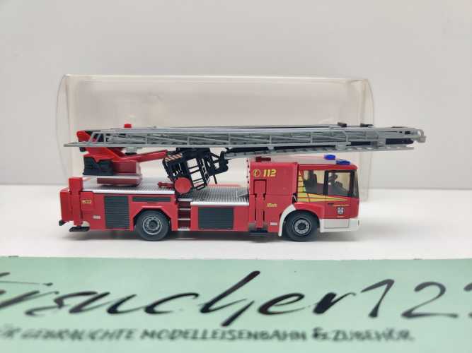 Wiking H0 0628 47 Hubrettungsbühne Metz B32 (MB Econic) / 1:87 / OVP